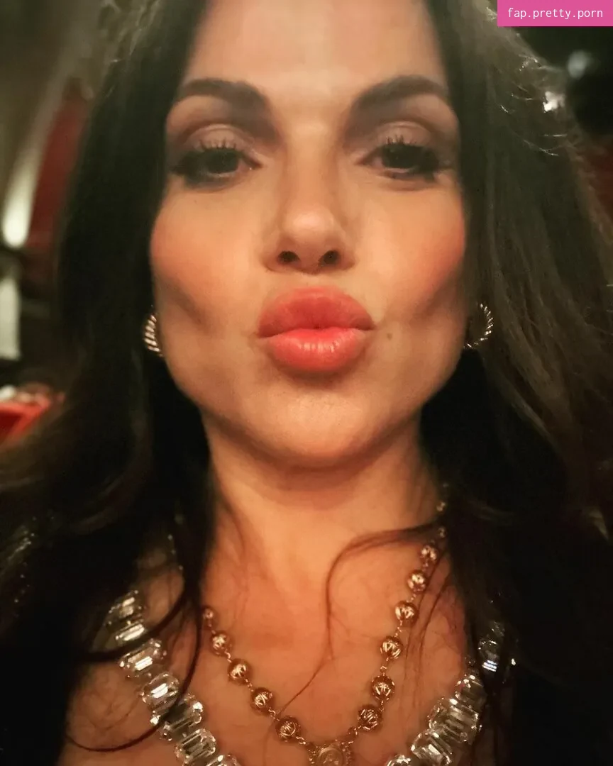 Lana Parilla - Photo #12