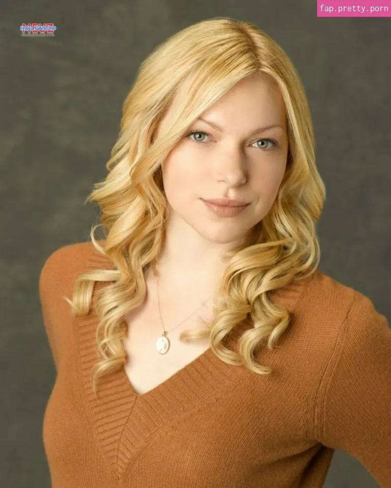 Laura Prepon - Photo #24