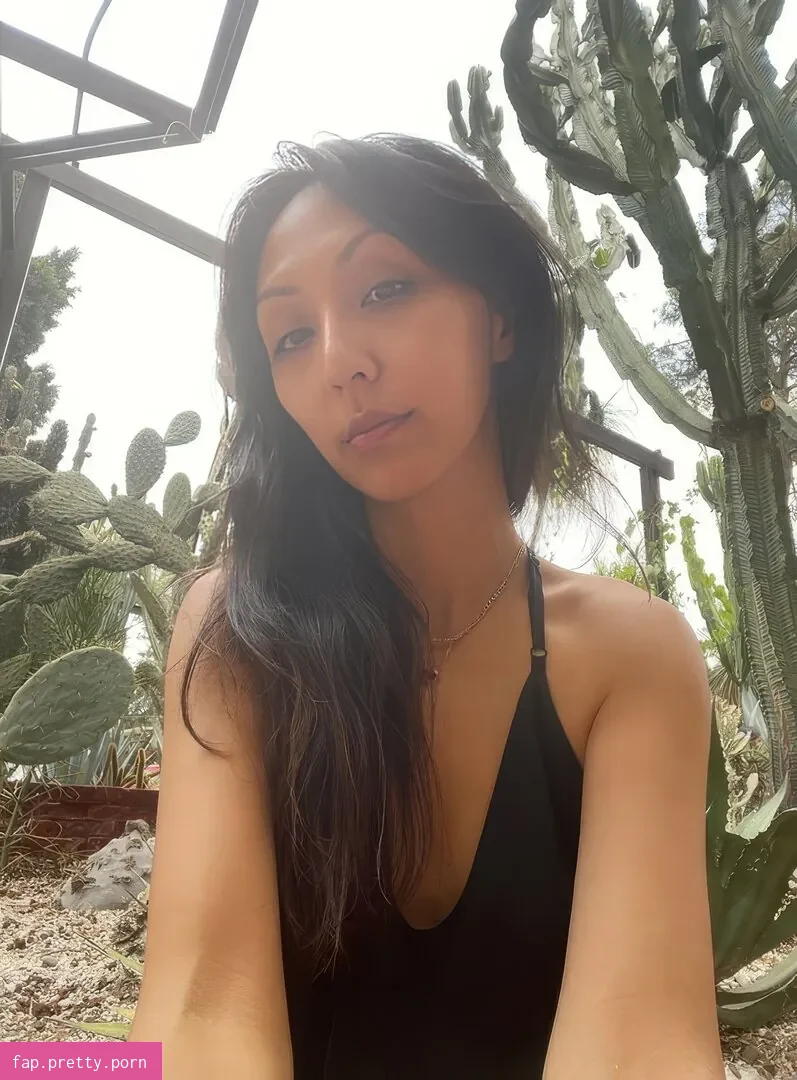 Linda Park - Photo #17