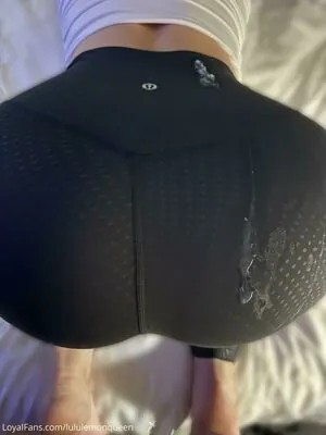 Lululemon Queen