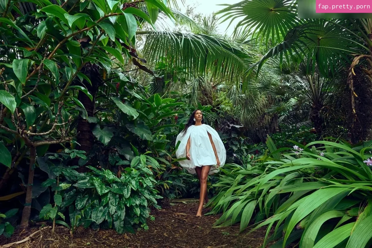 Lais Ribeiro - Photo #98