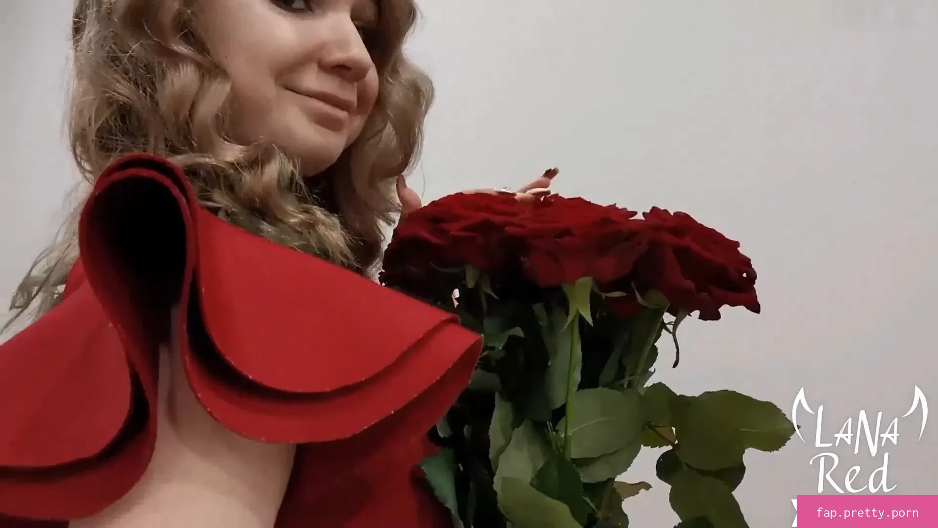 Lana Red - Photo #37