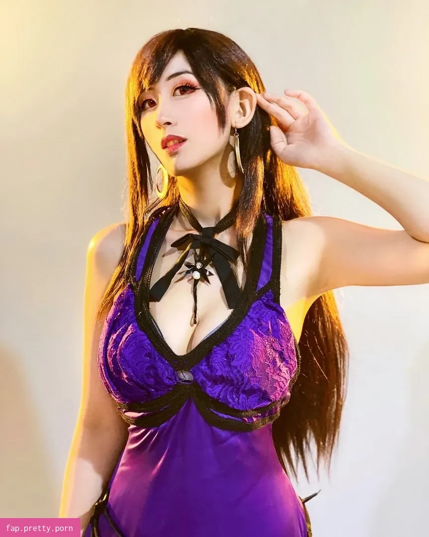 Larissa Rochefort - Photo #17