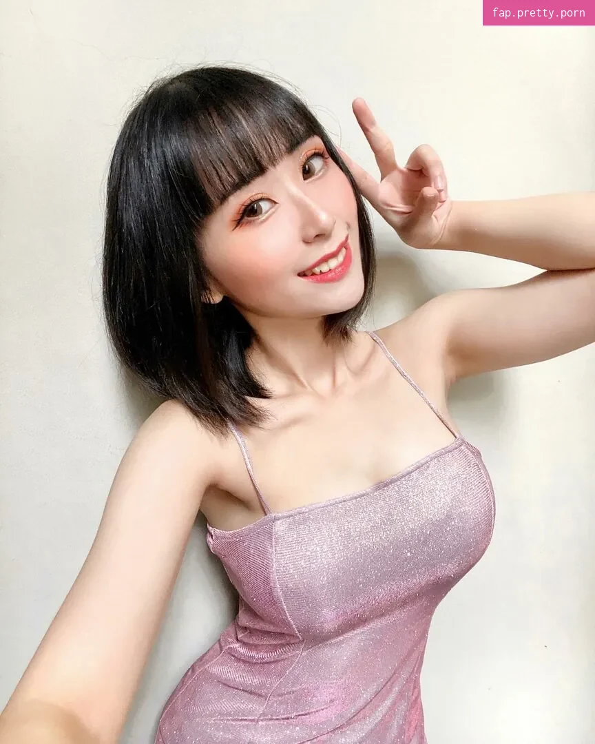 Larissa Rochefort - Photo #67