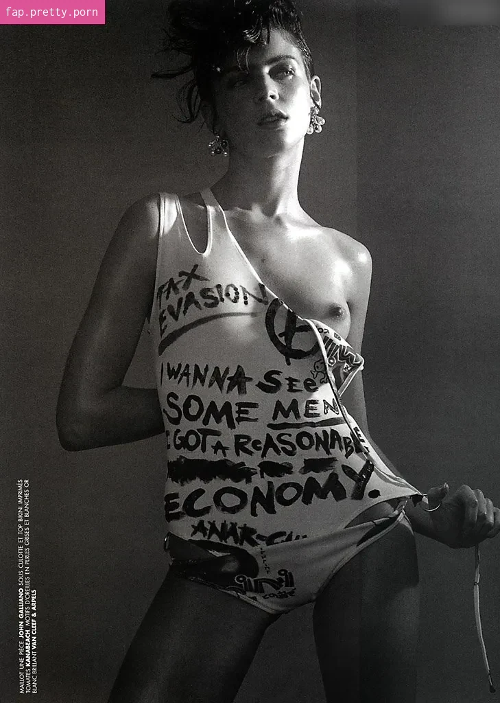 Liberty Ross - Photo #19