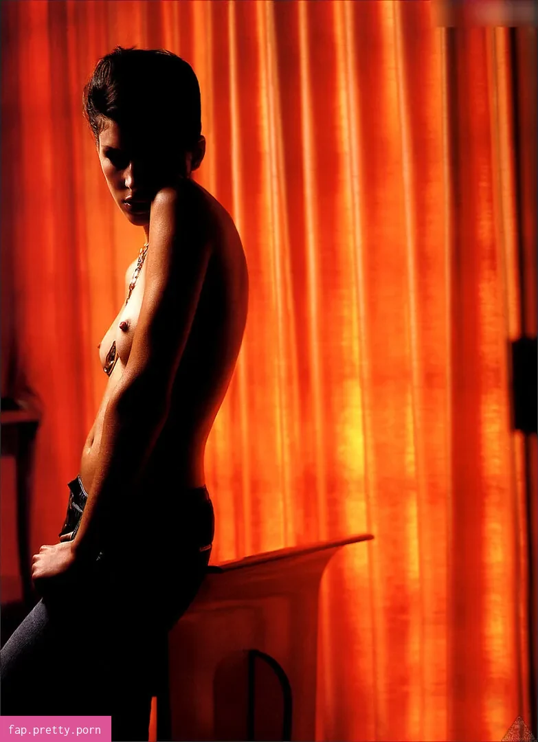 Liberty Ross - Photo #39