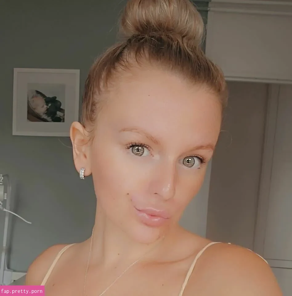 Lycia Rutter - Photo #05