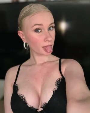 Larissa Srm