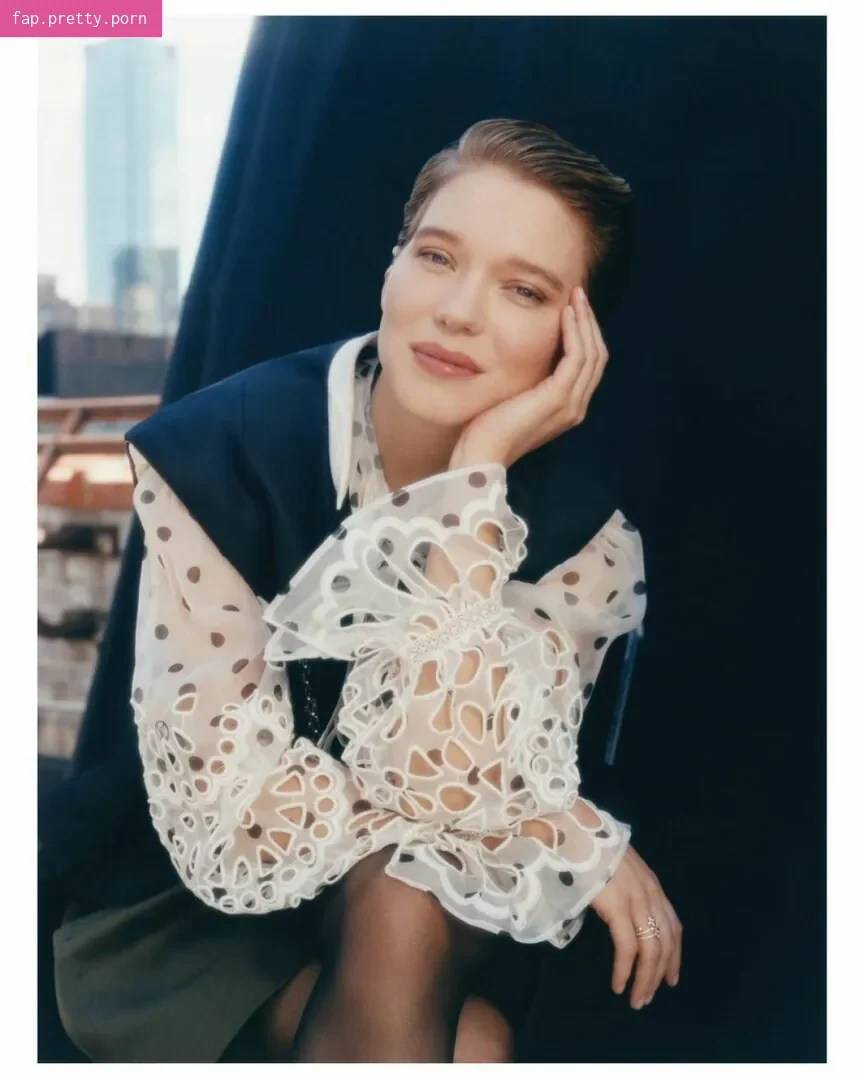 Lea Seydoux - Photo #32