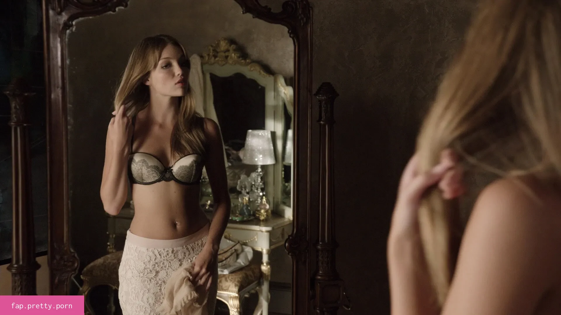 Lili Simmons - Photo #66