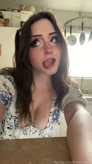 lilibet_silllly