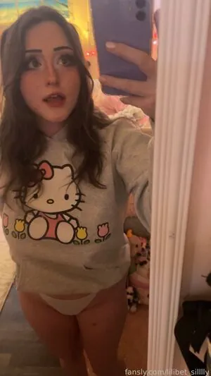 lilibet_silllly