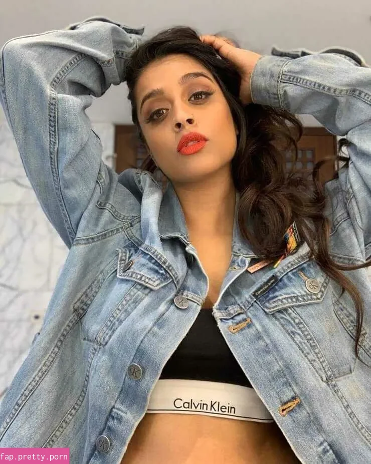 Lilly Singh - Photo #37