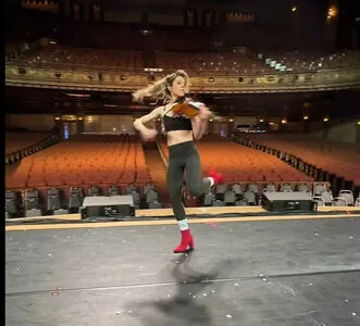 Lindsey Stirling
