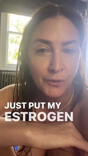 Lisa Snowdon