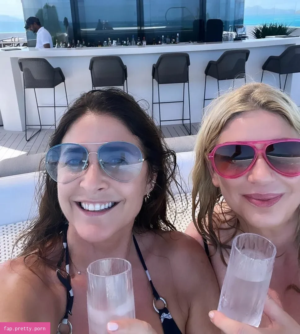 Lisa Snowdon - Photo #54