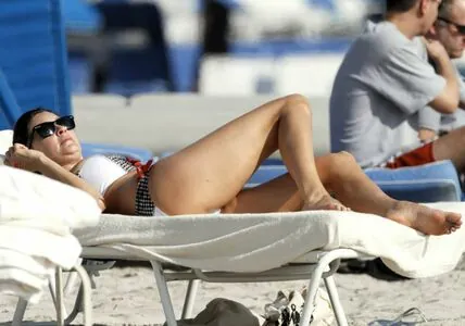 Lisa Snowdon