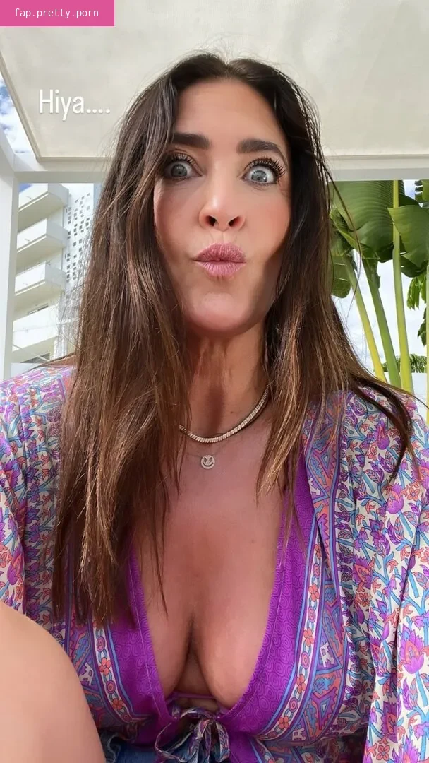 Lisa Snowdon - Photo #22
