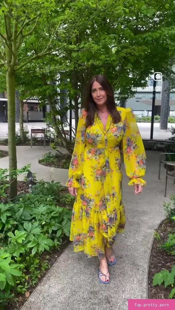 Lisa Snowdon - Photo #79
