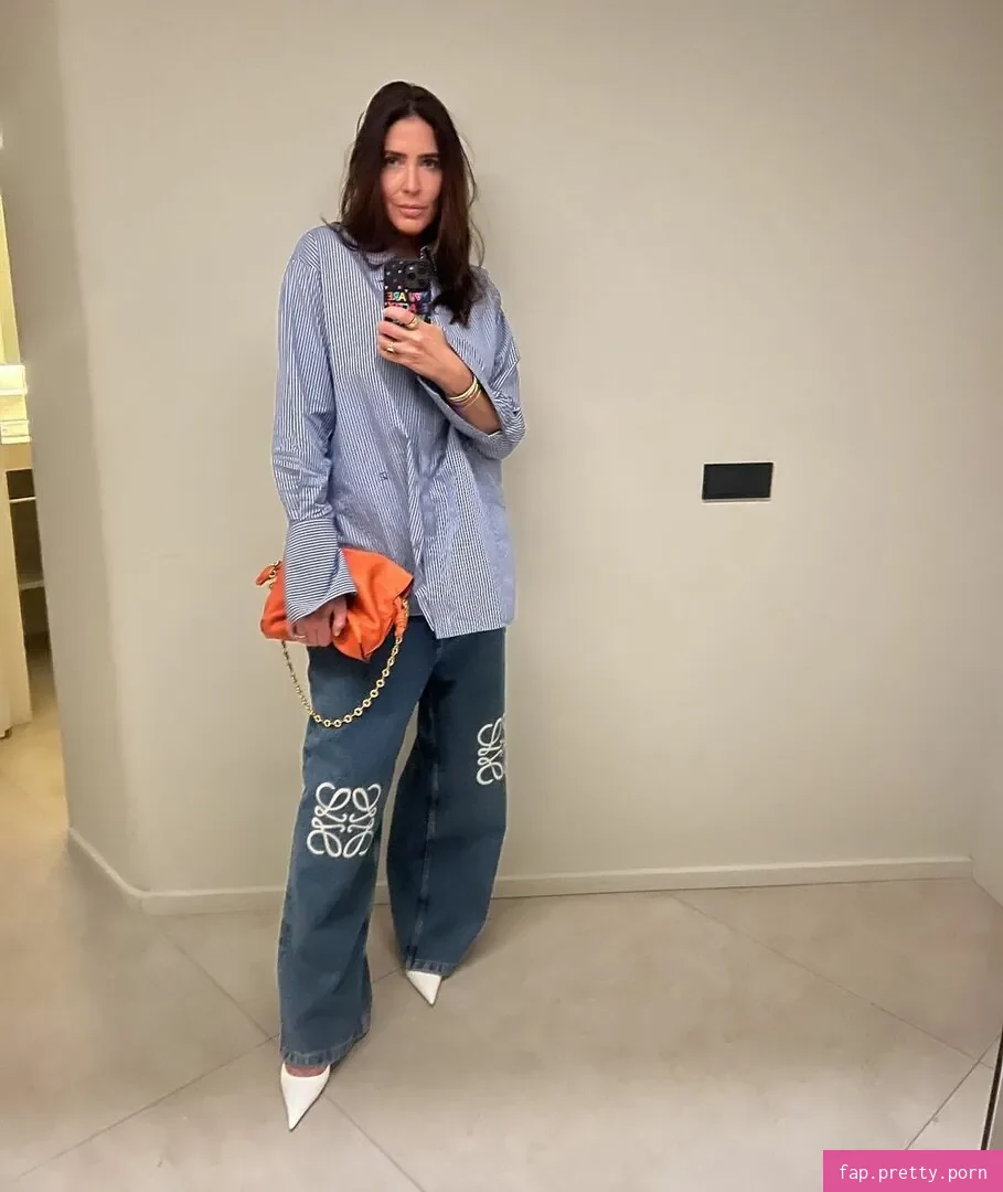 Lisa Snowdon - Photo #83