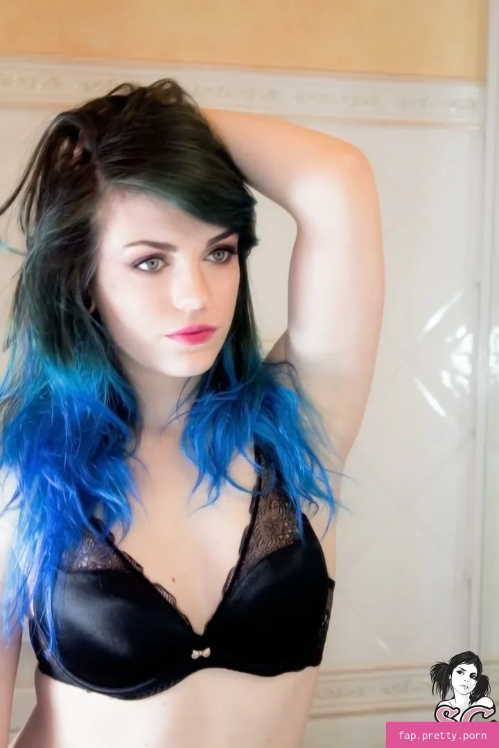 Lovia Suicide - Photo #71