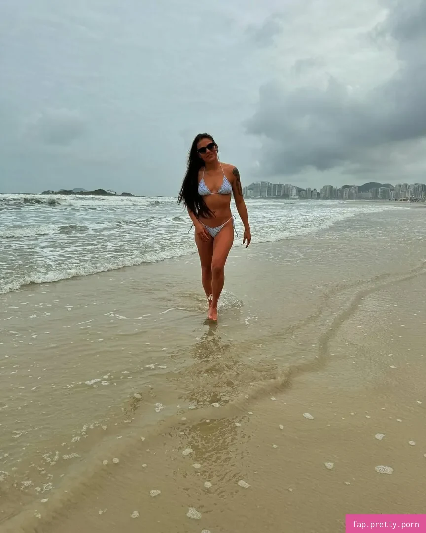 Luana Santos - Photo #37