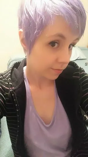 Lydia Sweets / Misslydia-sweets / the_bad_millennial