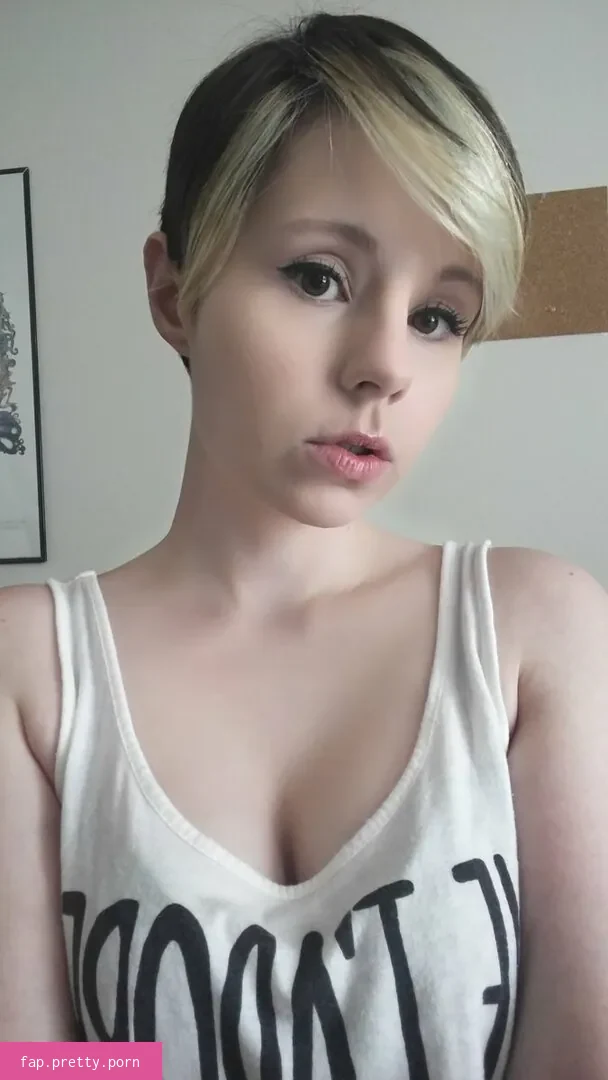 Lydia Sweets - Photo #16