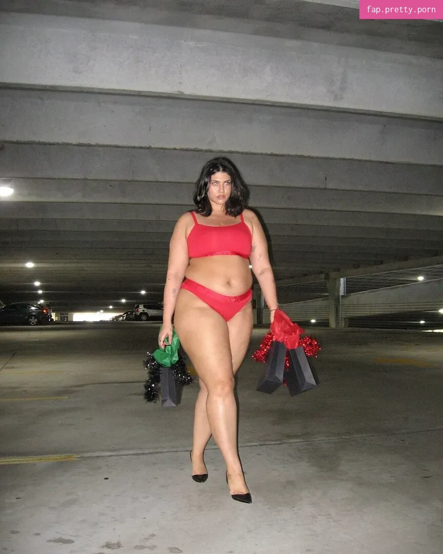 La'Tecia Thomas - Photo #42