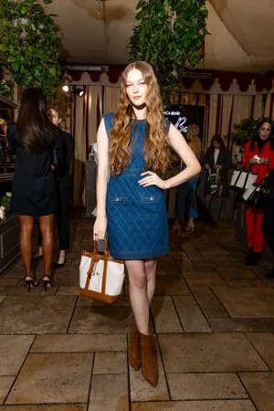 Larsen Thompson