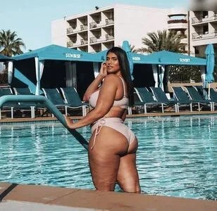 Latecia Thomas