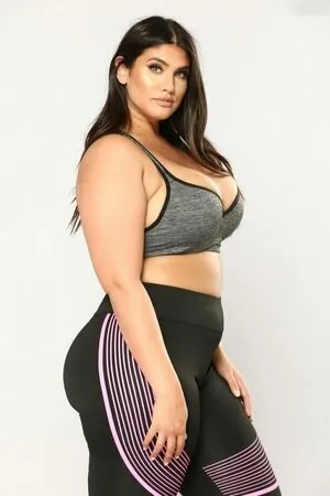 Latecia Thomas content