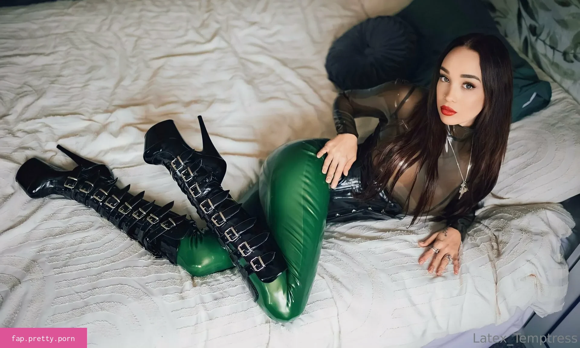 Latex_temptress - Photo #48