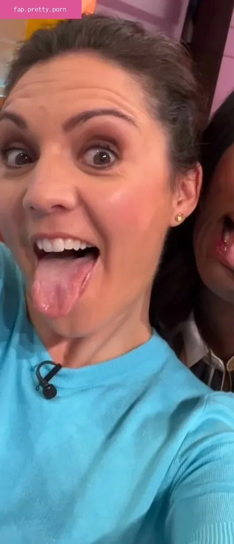 Laura Tobin - Photo #93