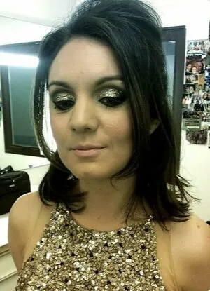 Laura Tobin