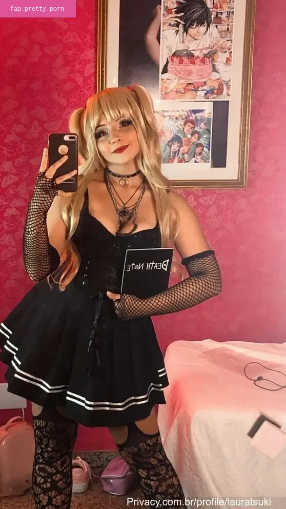 Laura Tsuki - Photo #14