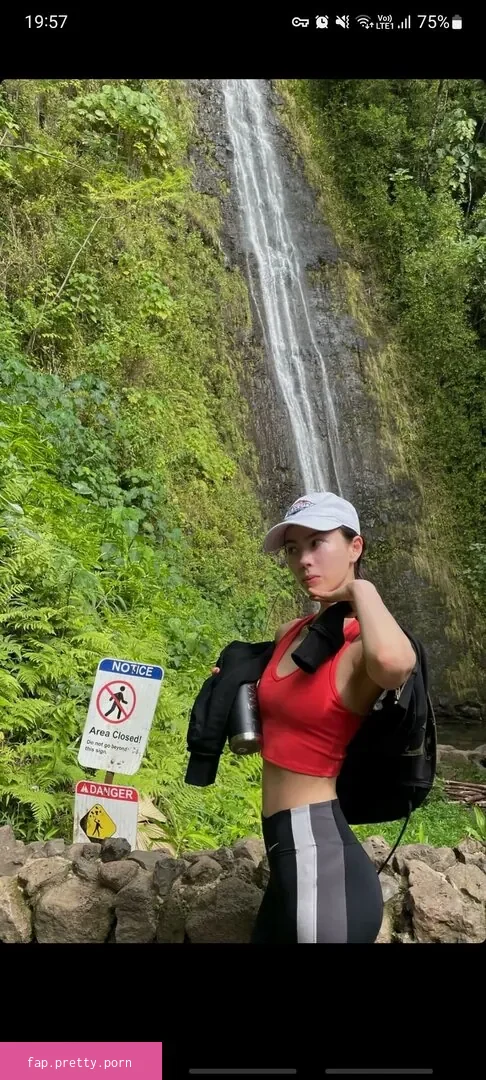 Lauren Tsai - Photo #76