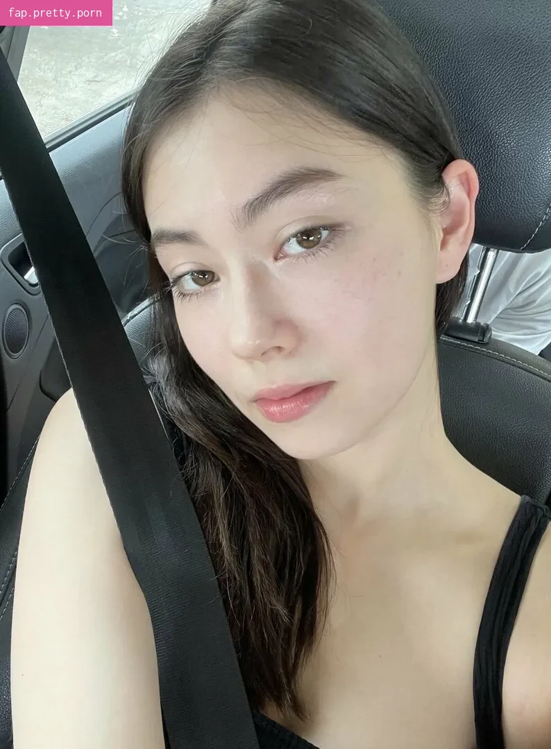 Lauren Tsai - Photo #11