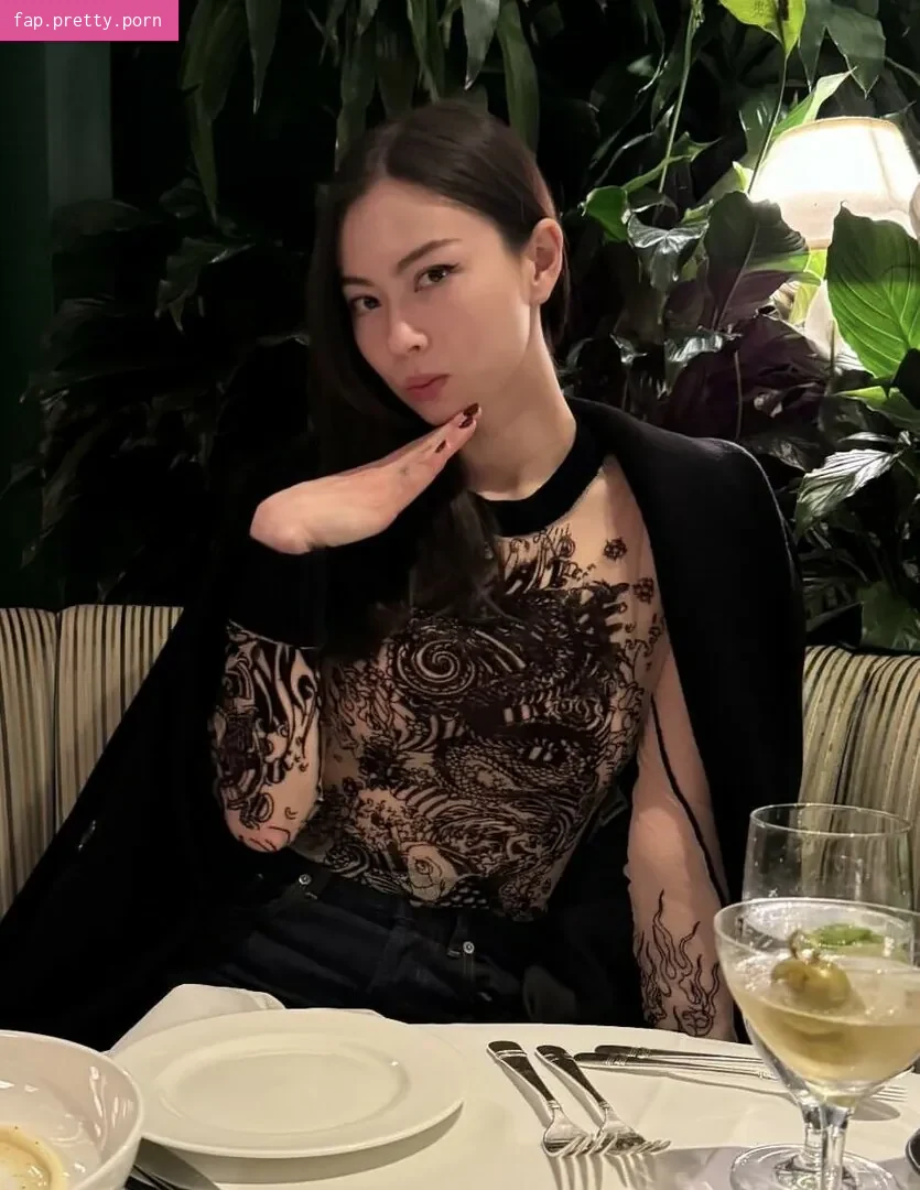 Lauren Tsai - Photo #42