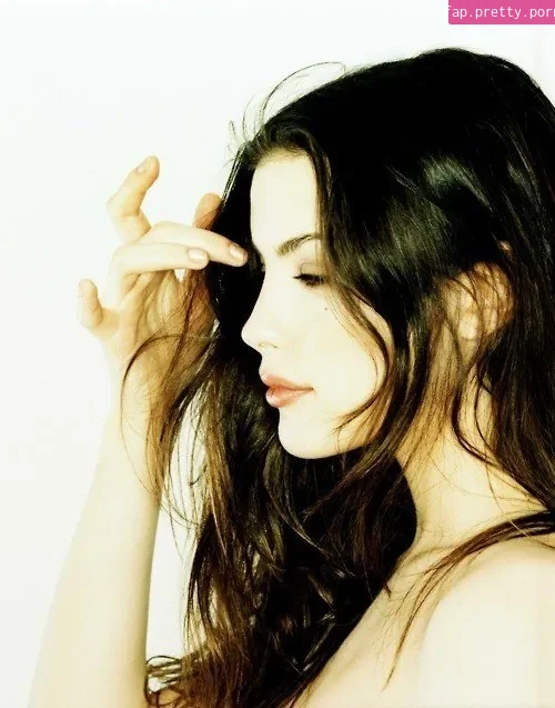 Liv Tyler - Photo #31