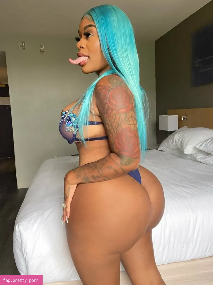 Long Tongue Fetish - Photo #13