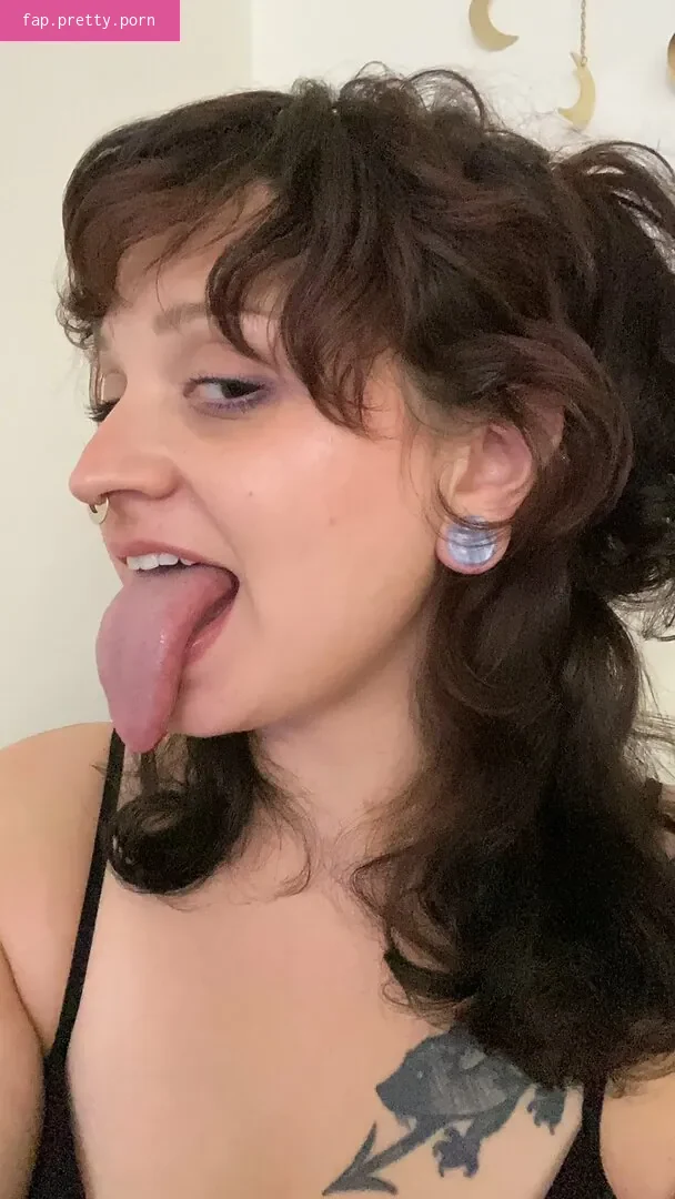 Long Tongue Fetish - Photo #80