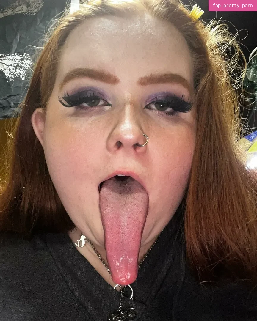 Long Tongue Fetish - Photo #16