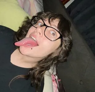 Long Tongue Fetish