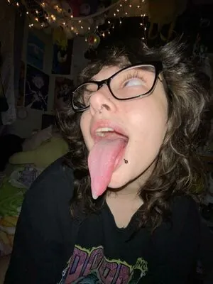Long Tongue Fetish