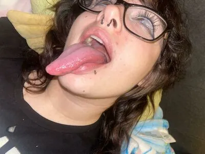 Long Tongue Fetish