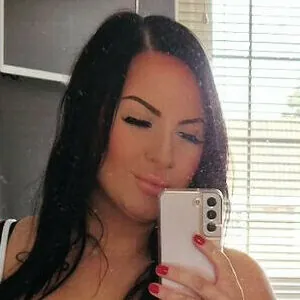 Layla_UK