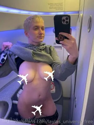 laylas_universe_free