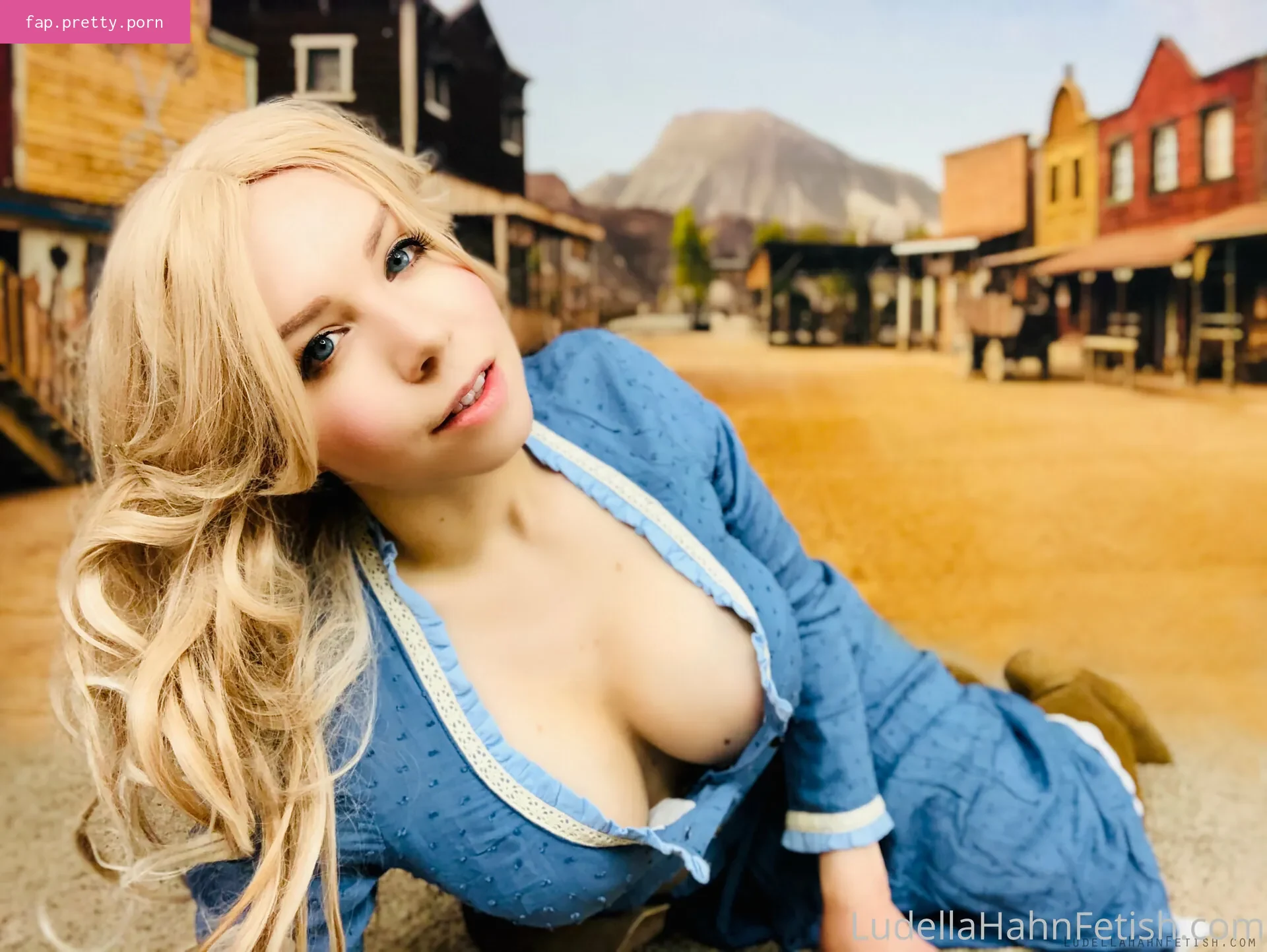 ludellahahn - Photo #52
