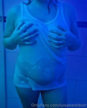 luisanextdoor